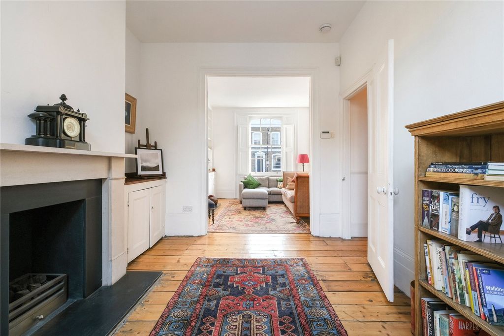 Property photo 2 of 13 Picture No. 08