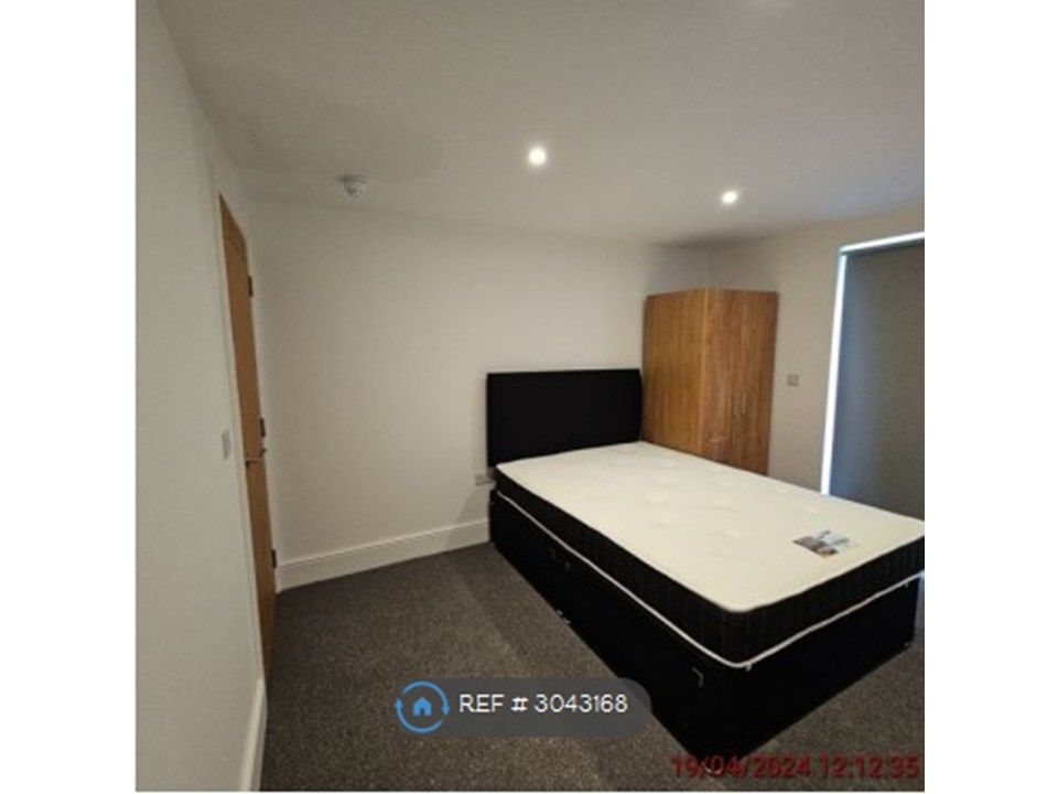 Property photo 2 of 20 Bedroom 1 + En Suite