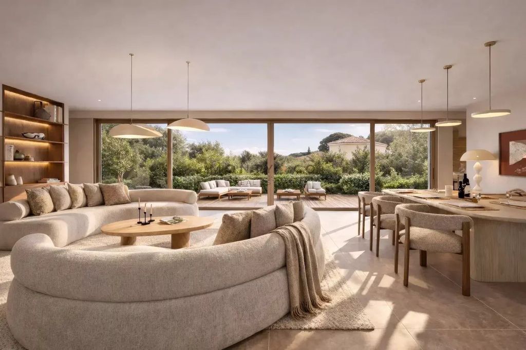 Property photo 1 of 9 4 Bedrooms Apartment Within A Brand New Luxury Residence In Saint Tropez