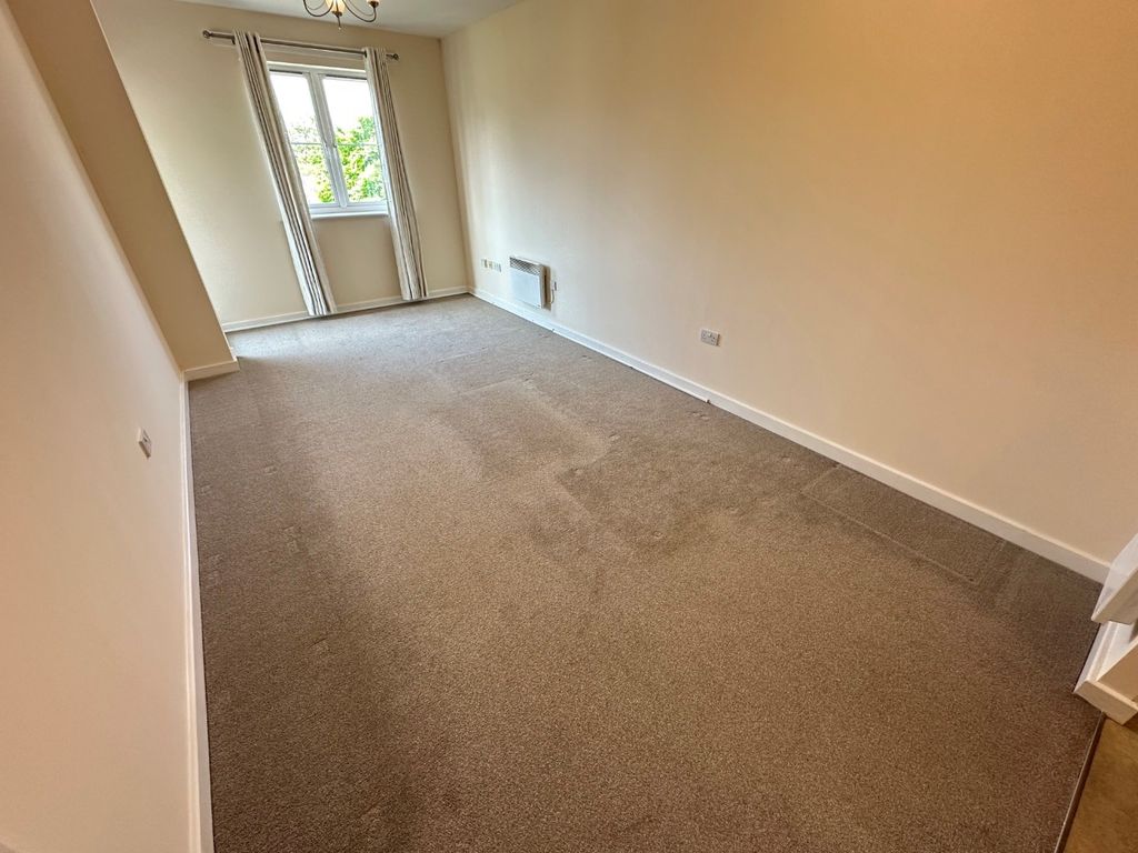 Property photo 3 of 11 3949906