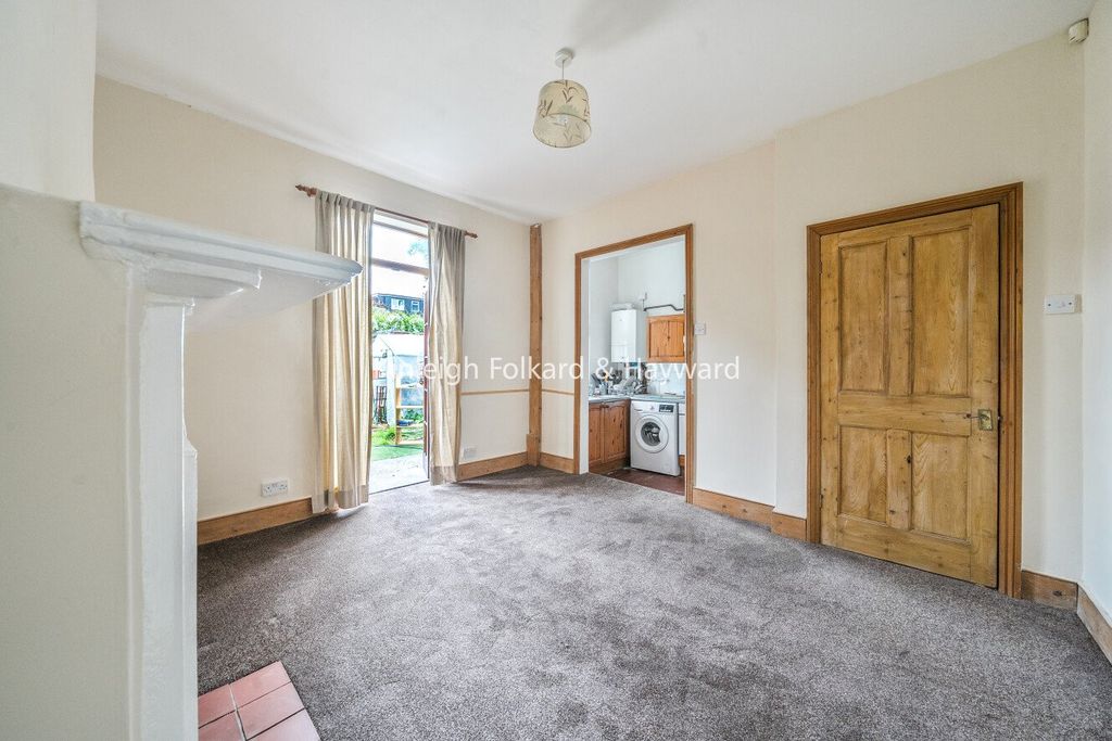 Property photo 3 of 12 Picture No. 08