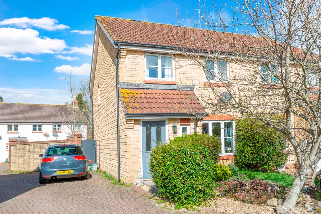 Property photo 1 of 6