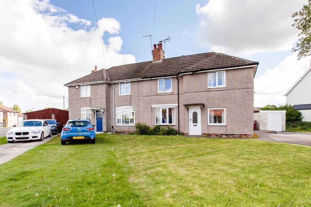 Property photo 1 of 31