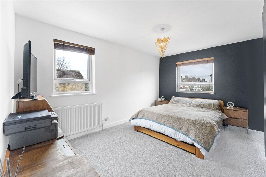 Property photo 3 of 12 Picture No. 12