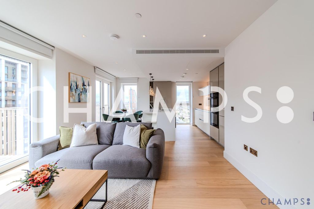 Property photo 1 of 8 2Bed For Rent In White City Living