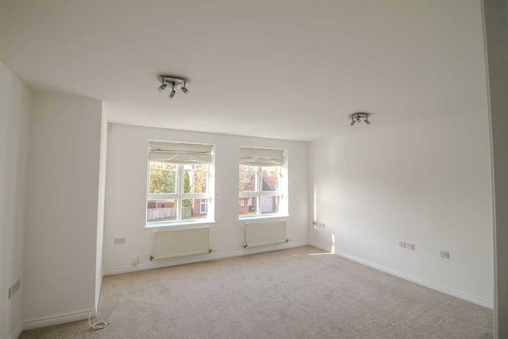 Property photo 3 of 15 Img_8911.Jpg