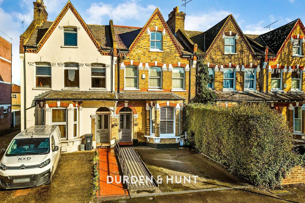 Property photo 1 of 24 Cambridge-70.1.Jpg