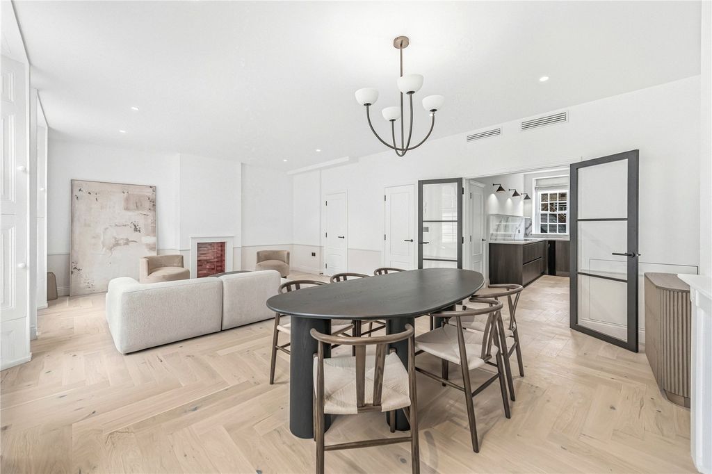 Property photo 2 of 13 Picture No. 38