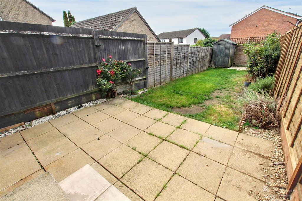 Property photo 1 of 12 Garden