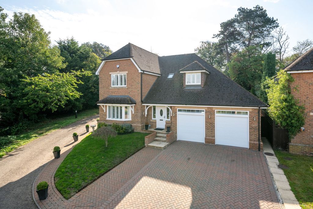 Property photo 1 of 30