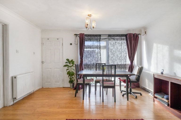 Property photo 3 of 14 Picture No. 04