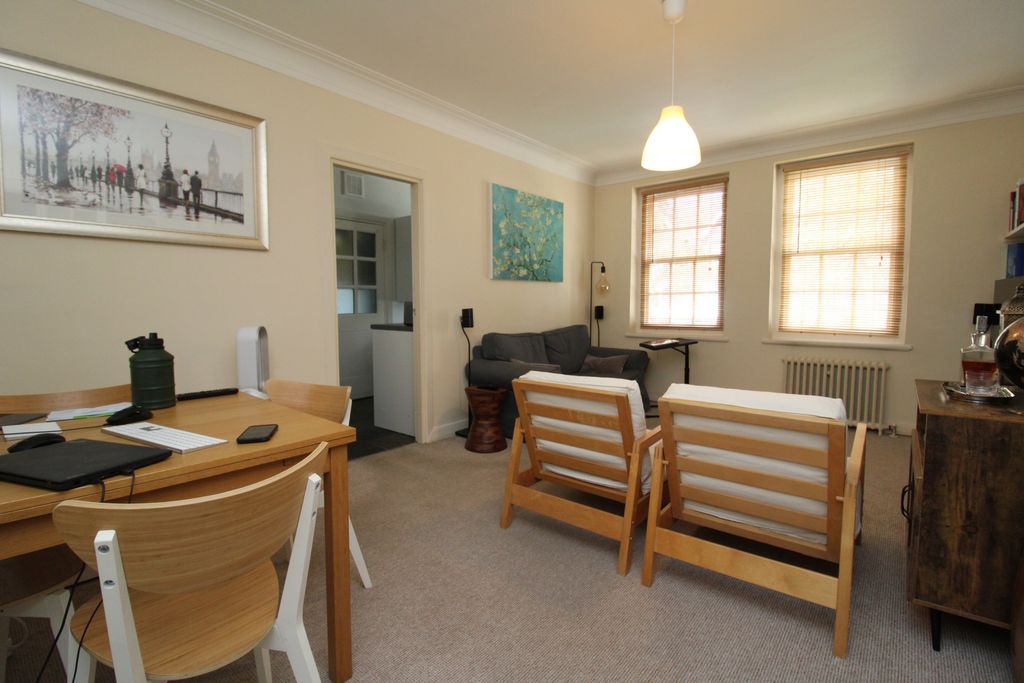 Property photo 1 of 6 Photo 3