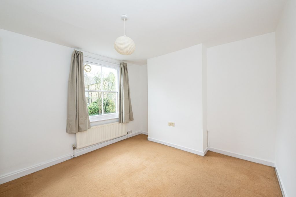 Property photo 3 of 18 5060046