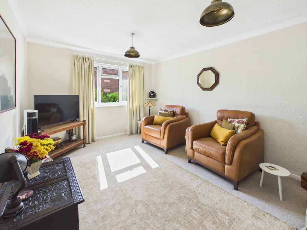 Property photo 2 of 26