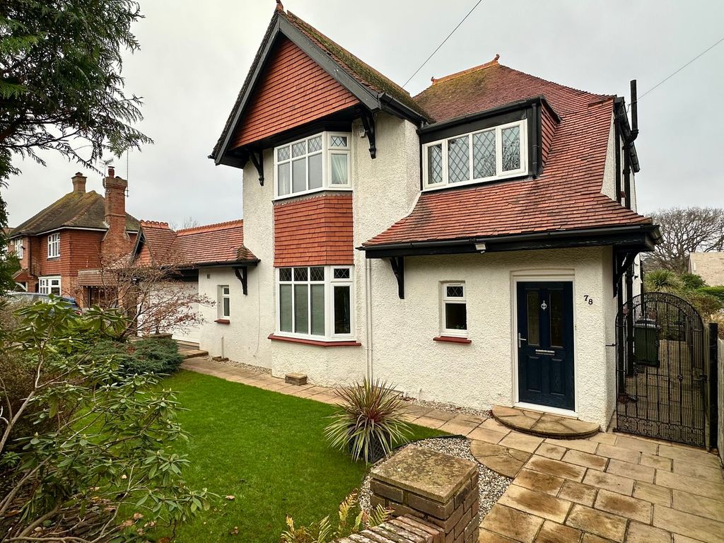 Property photo 1 of 32