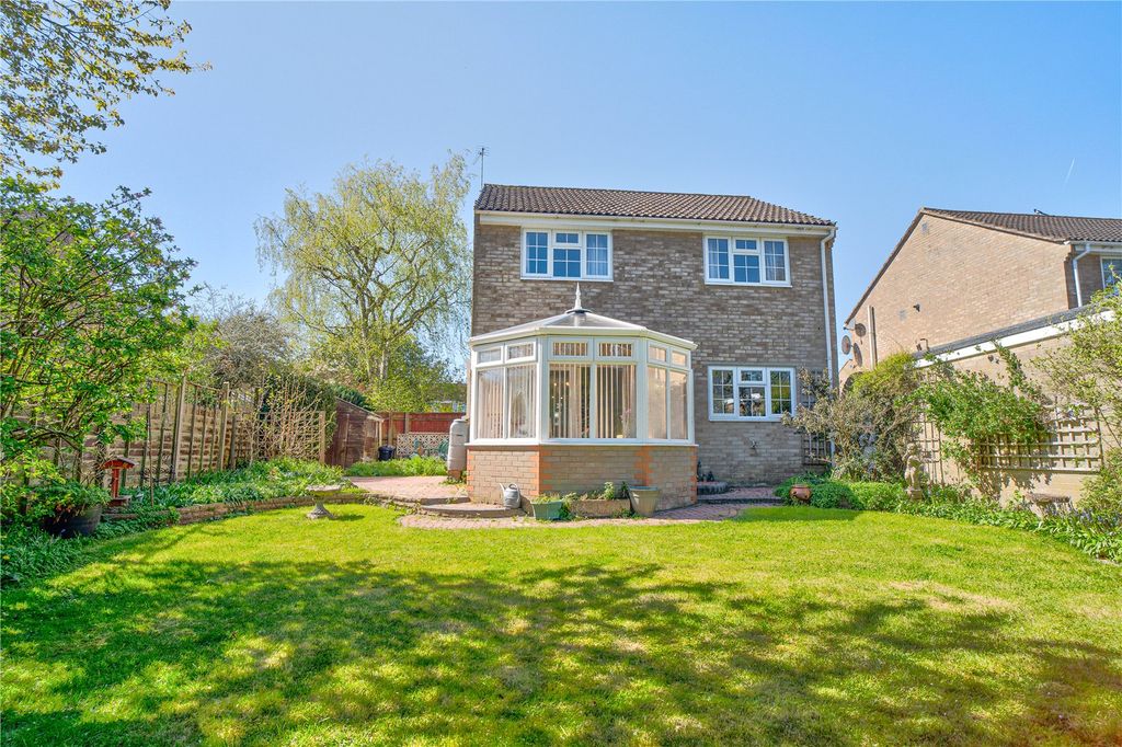 Property photo 2 of 15 Garden