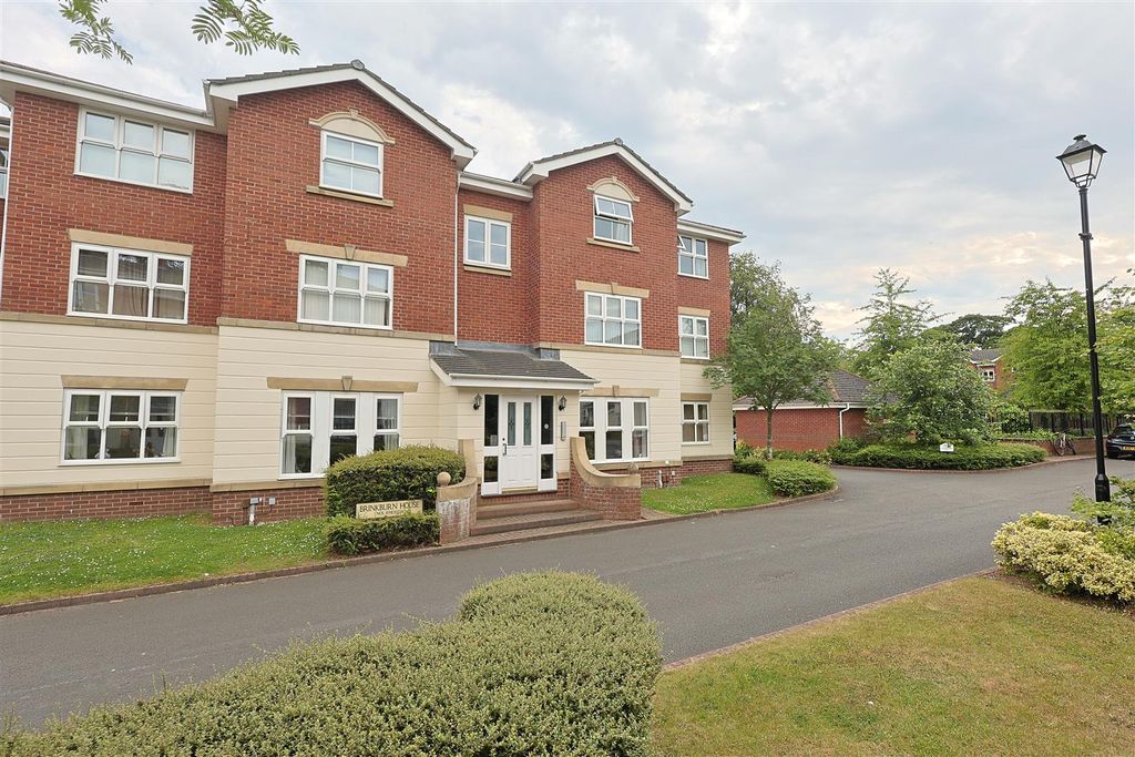 Property photo 1 of 8 Bd6Fd352-3F62-40A7-85Ec-4C3F7Acfd928.Jpeg
