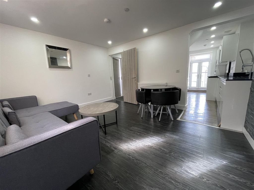 Property photo 3 of 14 Img_2531.Jpg