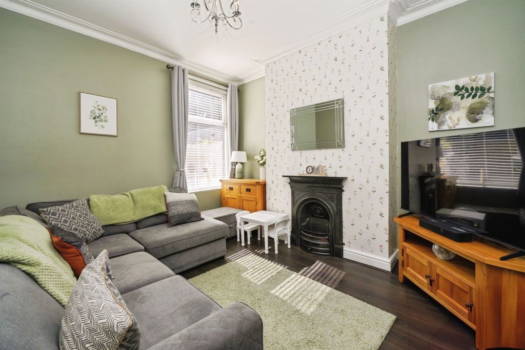 Property photo 2 of 17