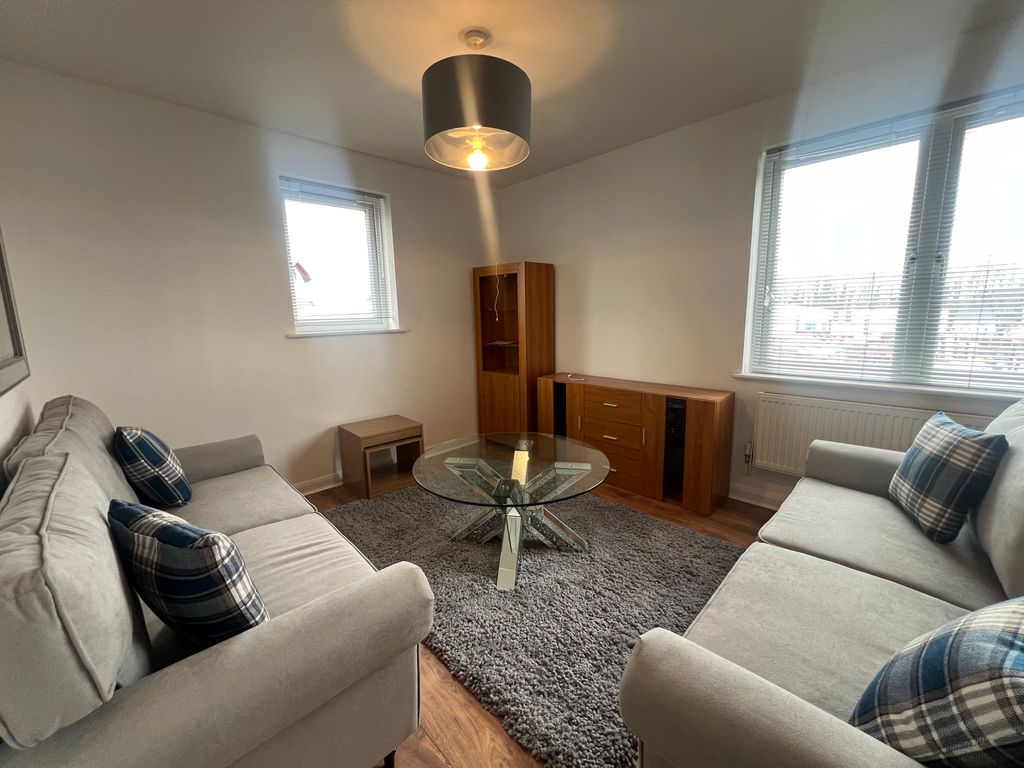 Property photo 1 of 13 Bedroom