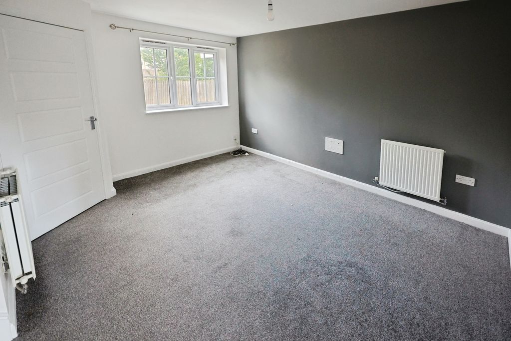 Property photo 2 of 11 Pbox-Img.Jpg