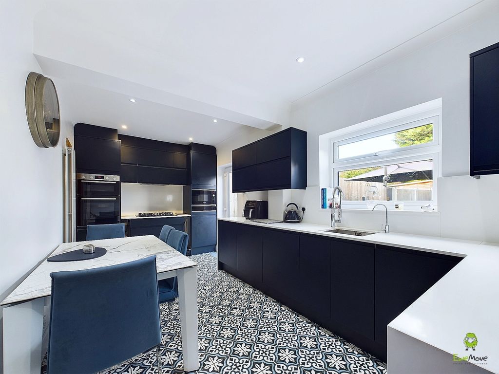 Property photo 2 of 19 0431F0A6A2cc4195A4Ea3065ee5Fa046_100_Cam04155G0-Pr