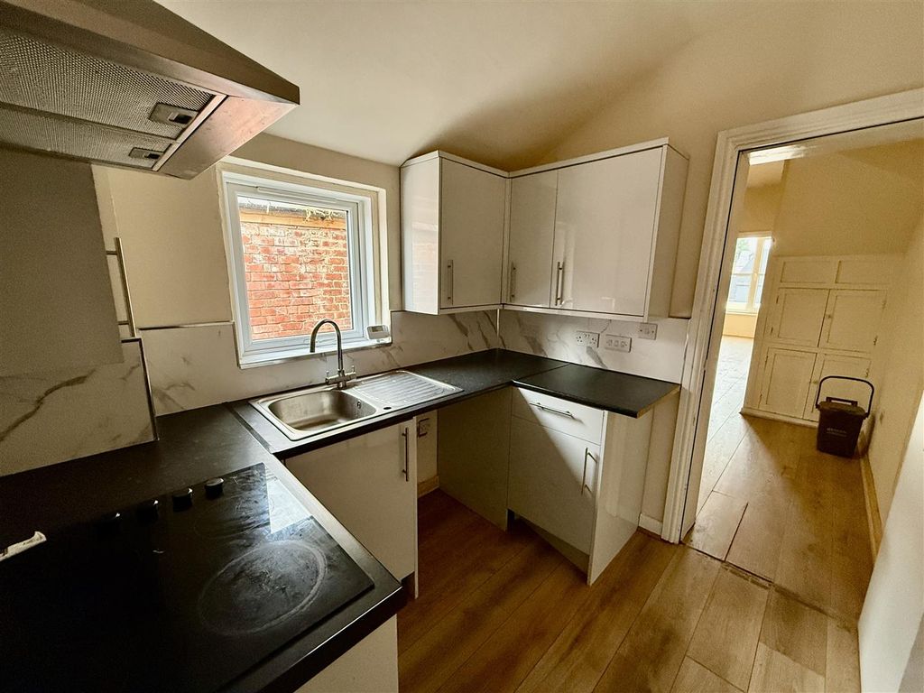 Property photo 3 of 8 Img_7915.Jpg