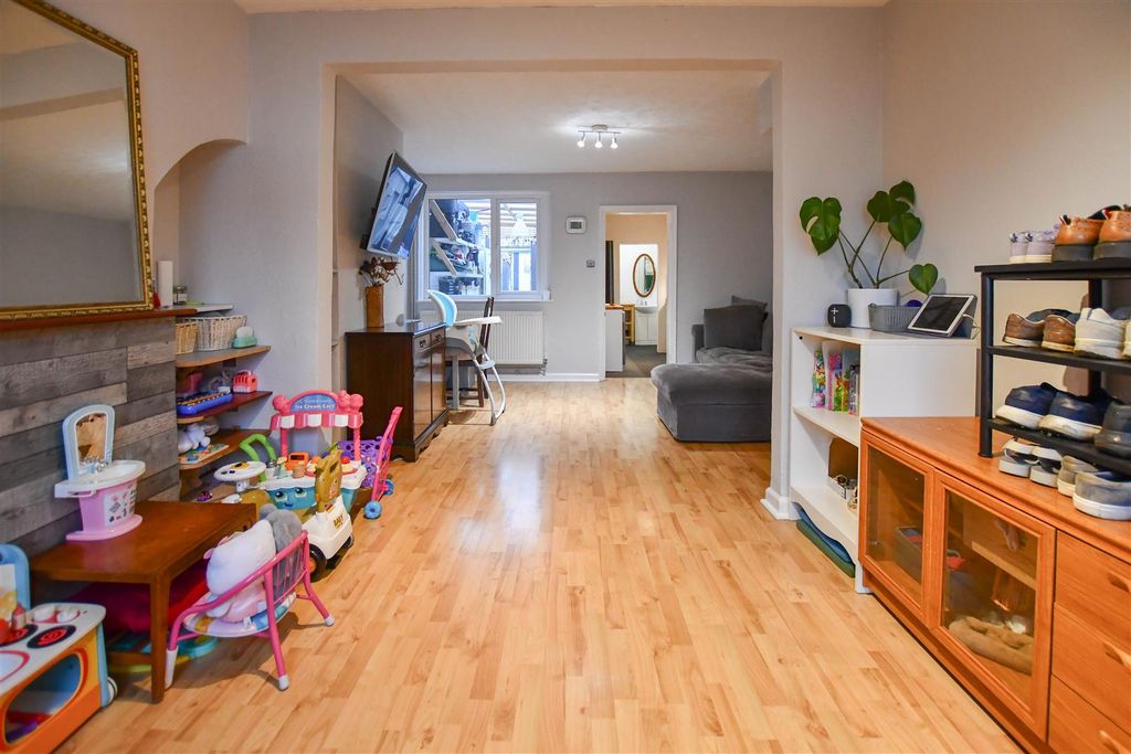 Property photo 3 of 15 Dsc_1599-1.Jpg