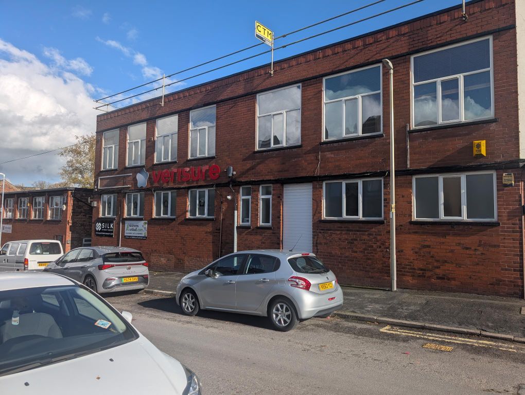 Property photo 1 of 6