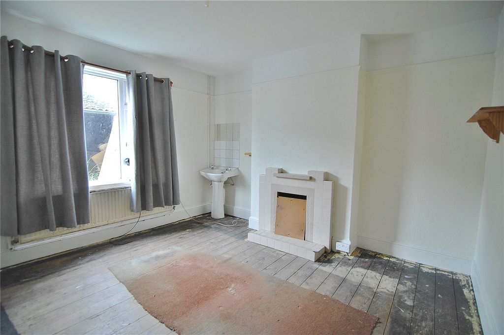 Property photo 3 of 8 Picture No. 04