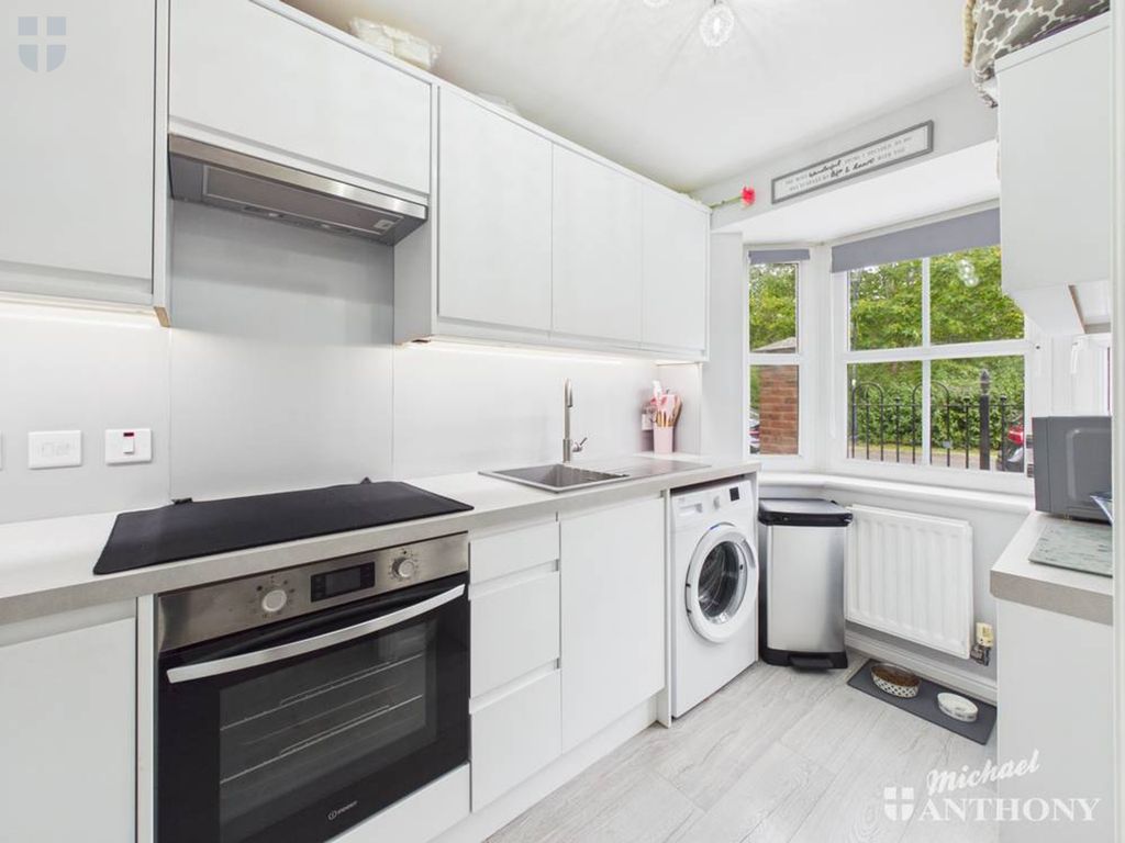 Property photo 2 of 12 Cam03852G0-Pr0791-Still001-Thumbnail-H750-70