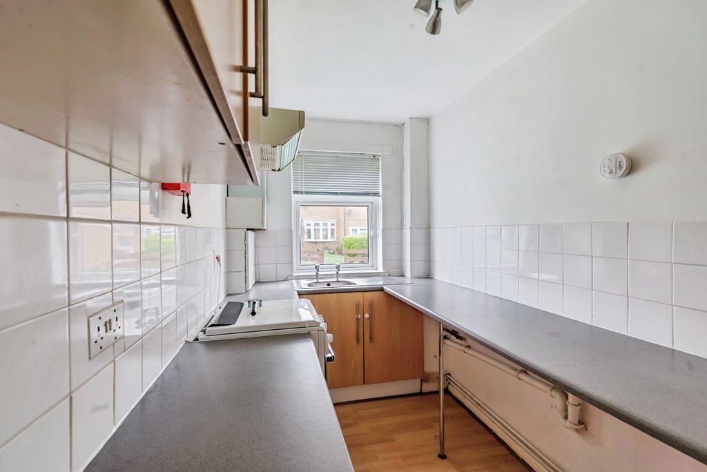 Property photo 1 of 9 Pbox-Img.Jpg