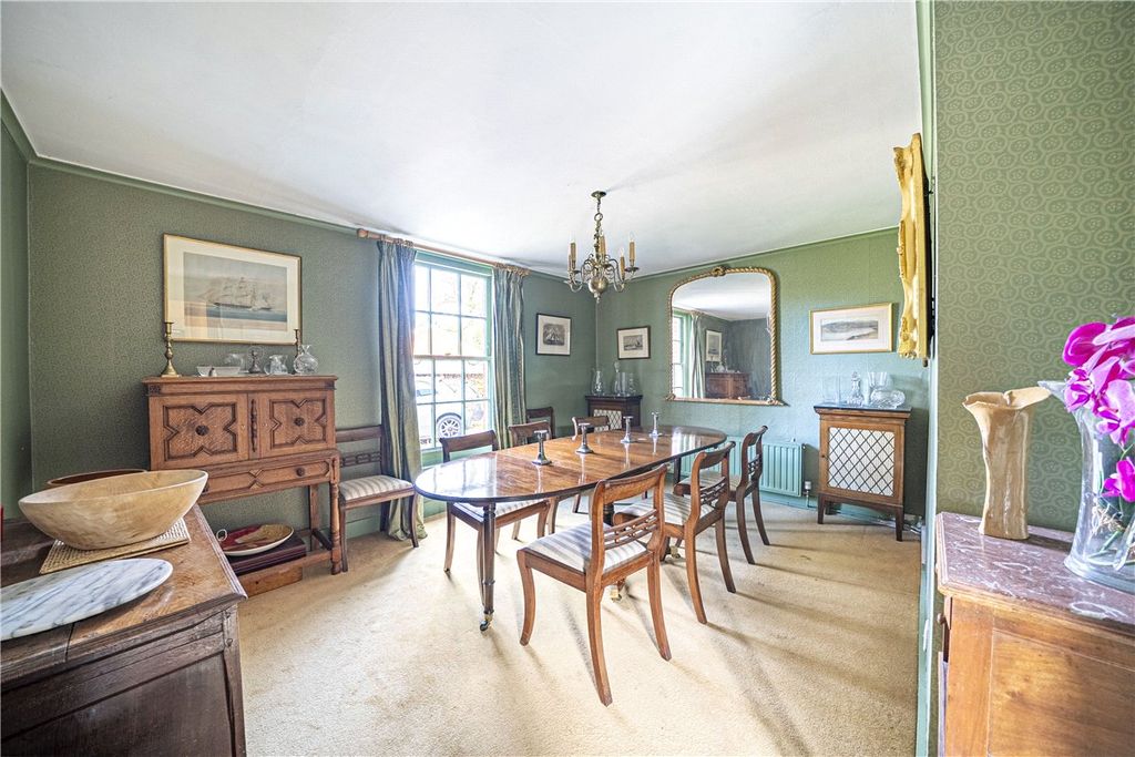 Property photo 3 of 10 Dining Room