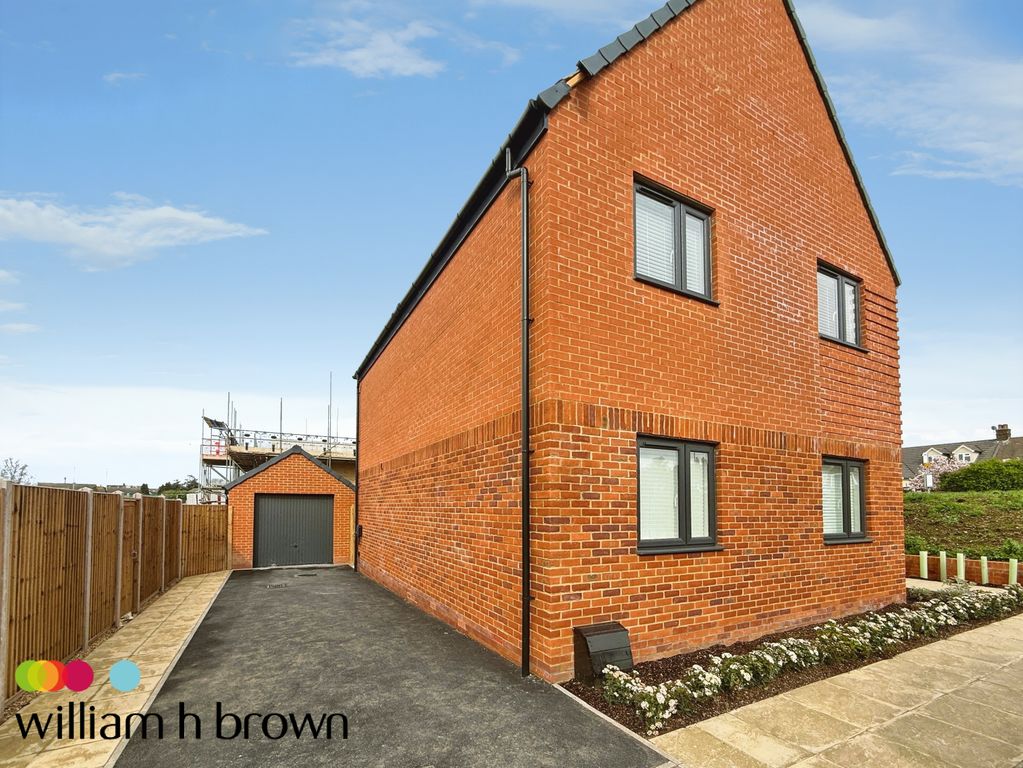 Property photo 2 of 45 Image