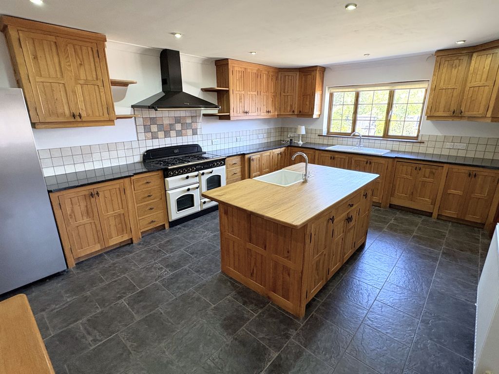 Property photo 2 of 26 Img_4897