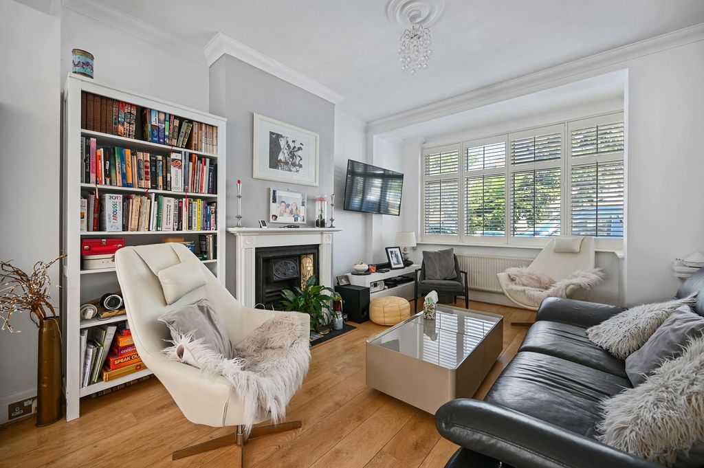 Property photo 2 of 13
