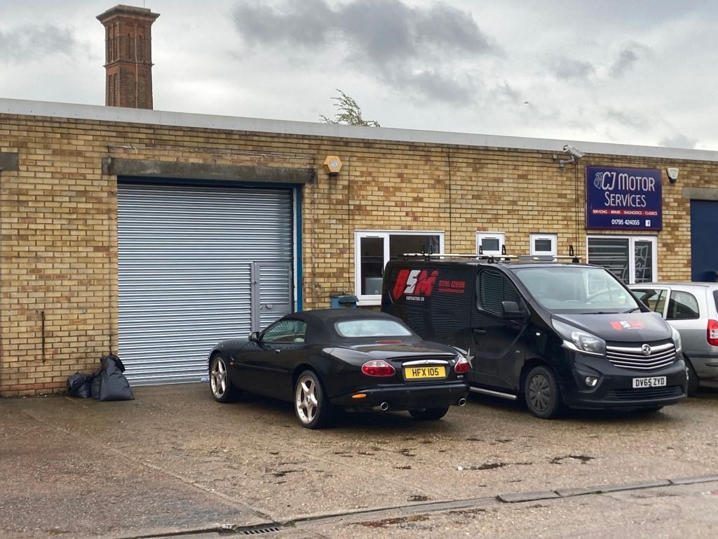 Property photo 2 of 5 Photo 5