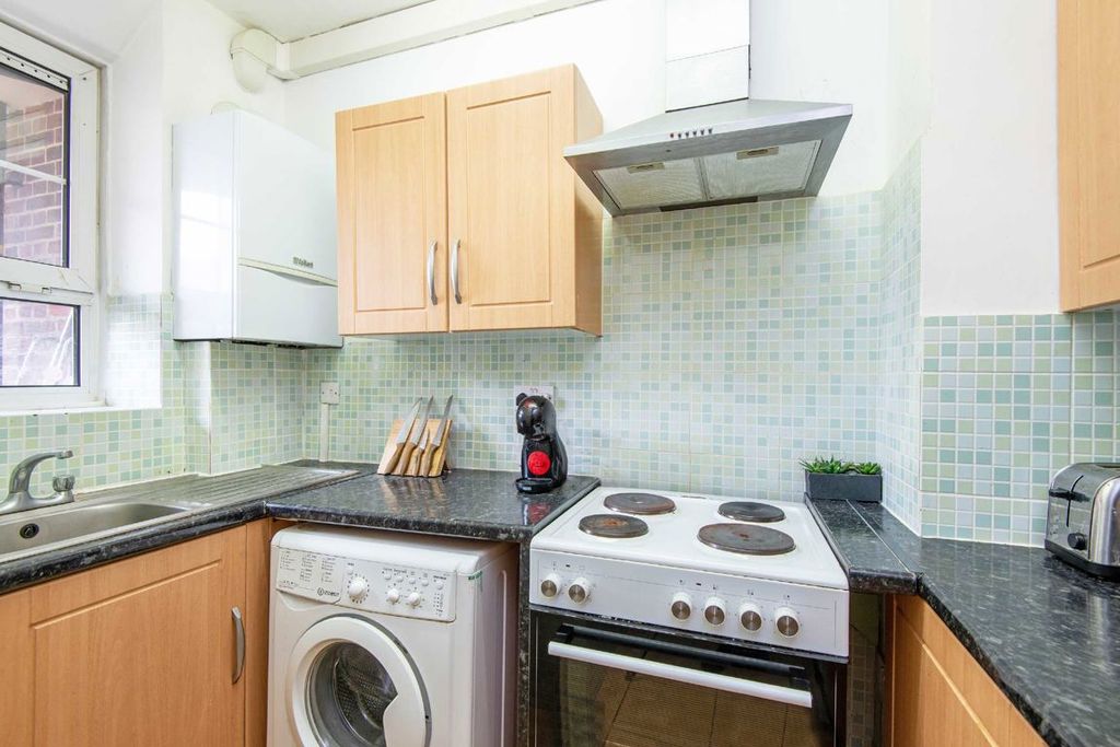 Property photo 3 of 5