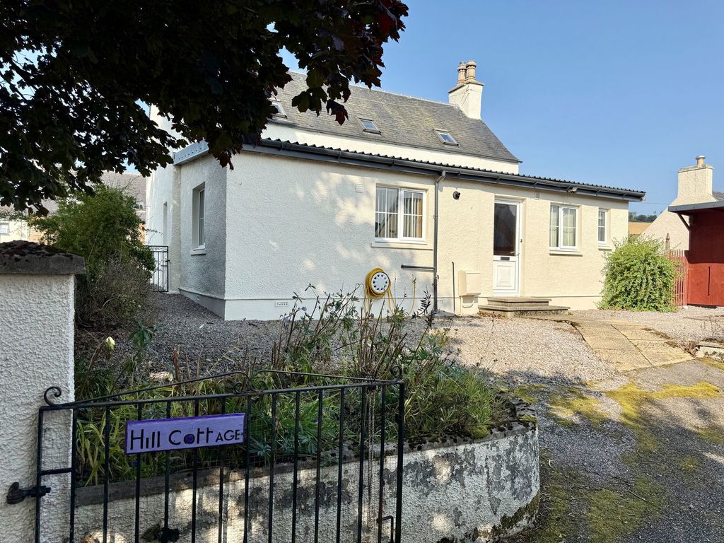Property photo 3 of 32