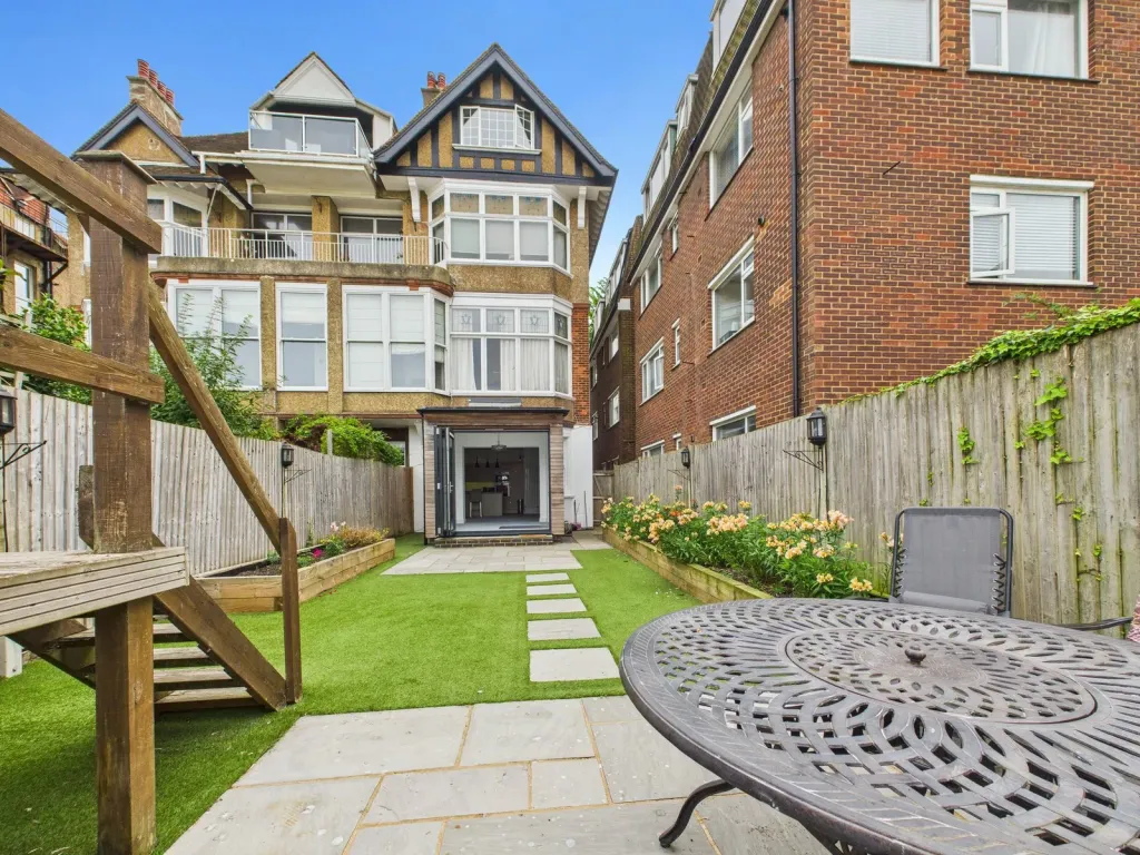 Property photo 1 of 16 Cam03987G0-Pr0196-Still030_1756284801733