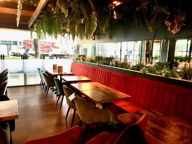 Property photo 2 of 8