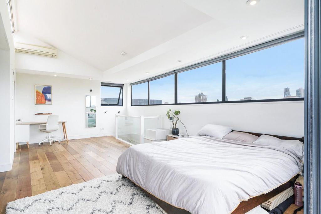 Property photo 2 of 21 1 (3).Jpg