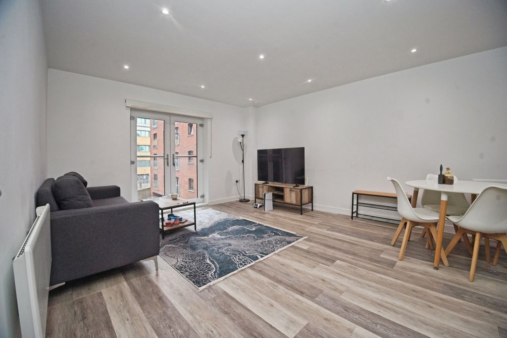 Property photo 3 of 15 Pbox-Img.Jpg