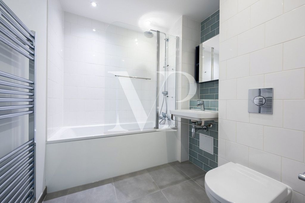 Property photo 3 of 9 Picture No. 06
