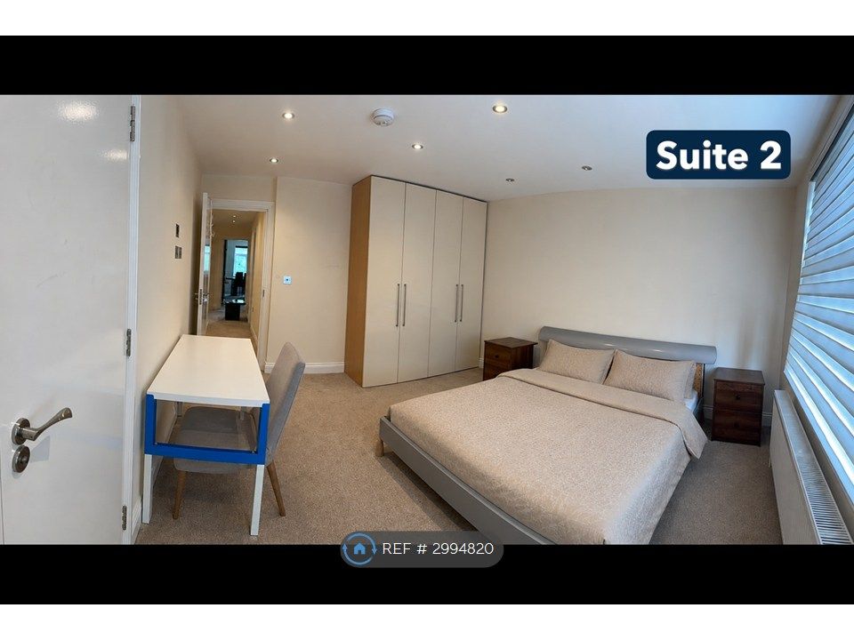 Property photo 3 of 9 Suite 2