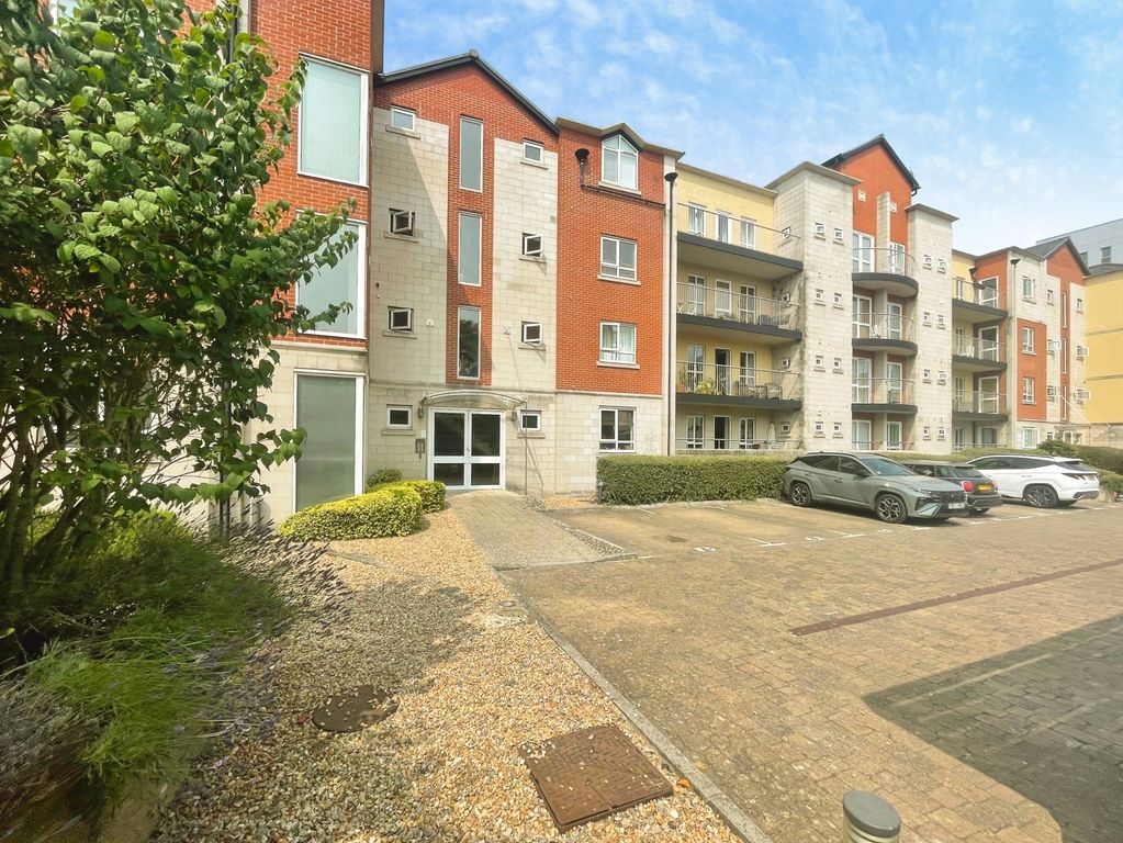 Property photo 1 of 16 Pbox-Img.Jpg