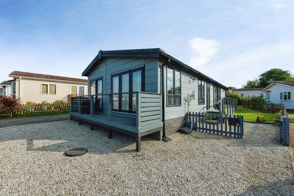 Property photo 1 of 21 Pbox-Img.Jpg