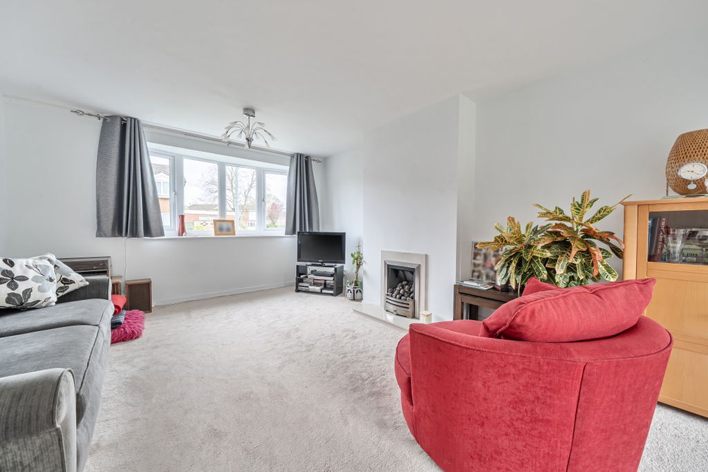 Property photo 3 of 8 Living Room