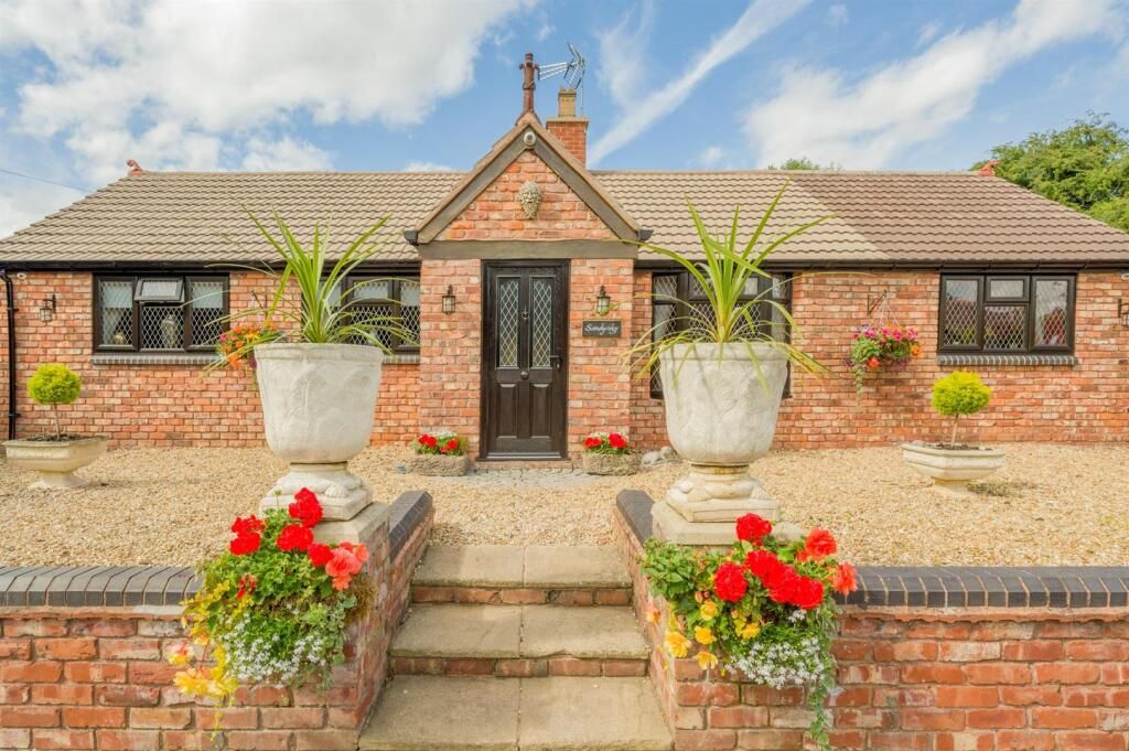 Property photo 1 of 38