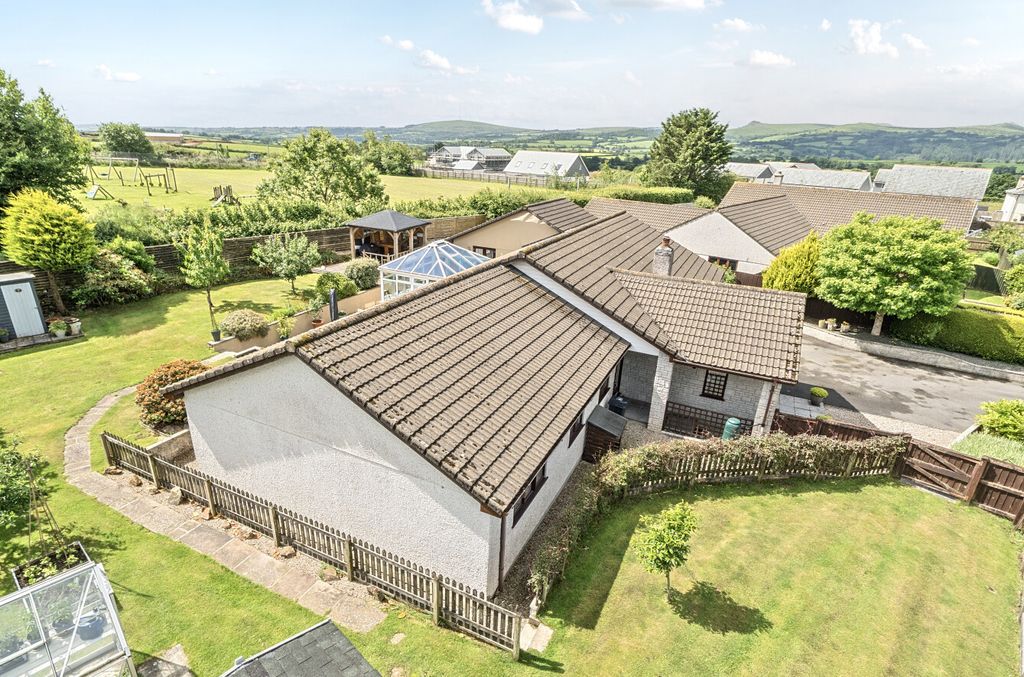 Property photo 1 of 28 1473116-1-6A27F51...